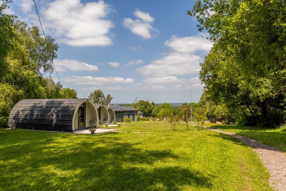 Mount Hillary Holiday Pods Корк Экстерьер фото